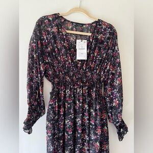 NWT! Floral Maxi Dress